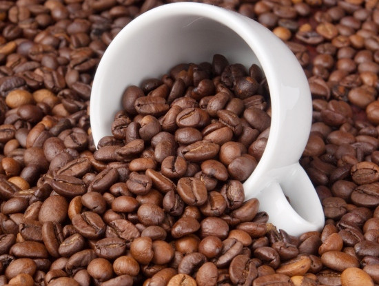 Yếu tố tác động đến giá bán cà phê nguyên chất bao nhiêu tiền 1kg?